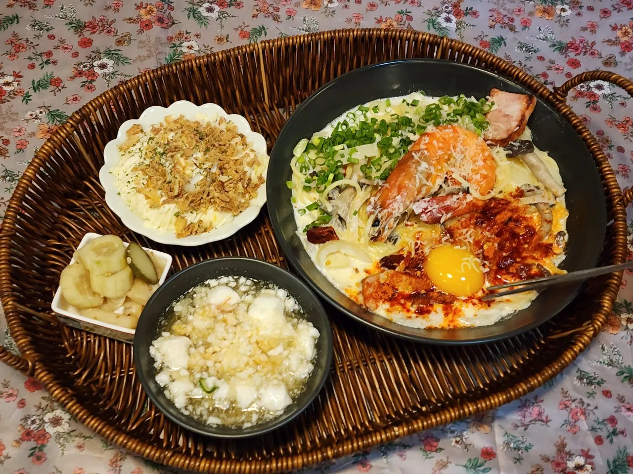 오늘N 할매카세, 김장조끼 제공