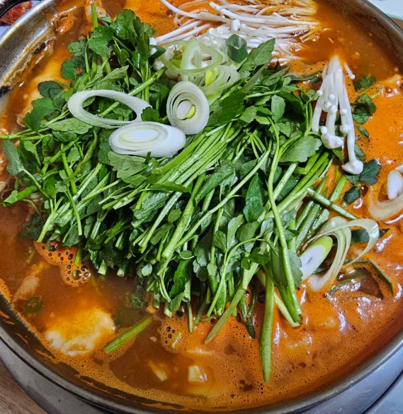 전현무계획3 포천 쏘가리회 매운탕