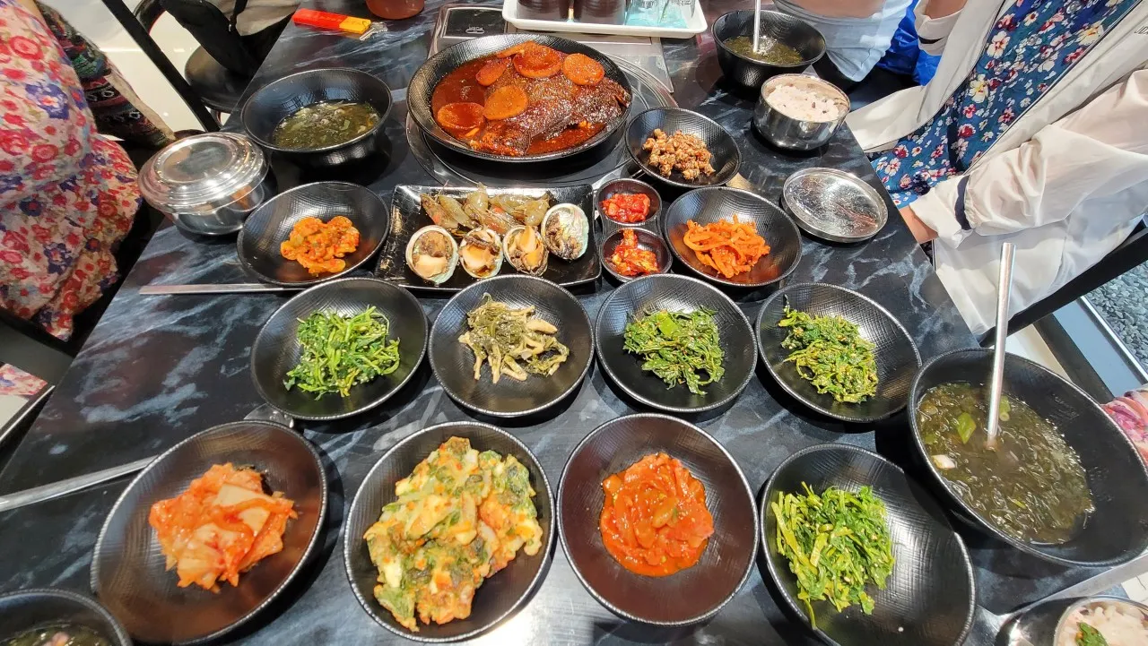 6시내고향 인천 1박 2일 6끼 패키지 펜션