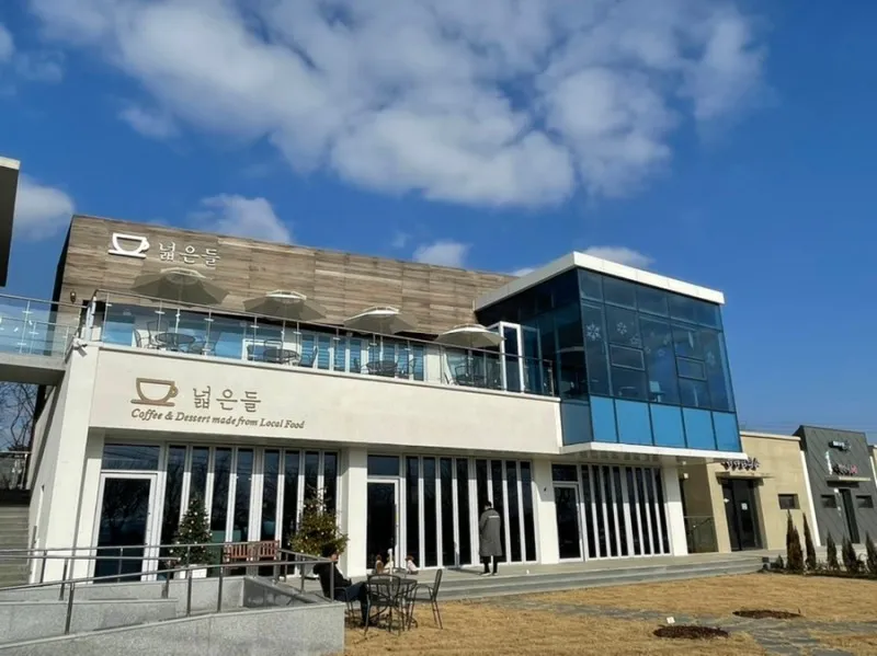 6시내고향 고창 청보리밭 카페