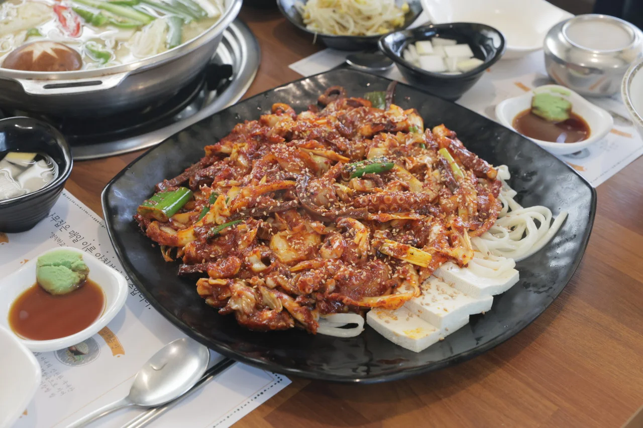 오늘N 낙지볶음칼국수